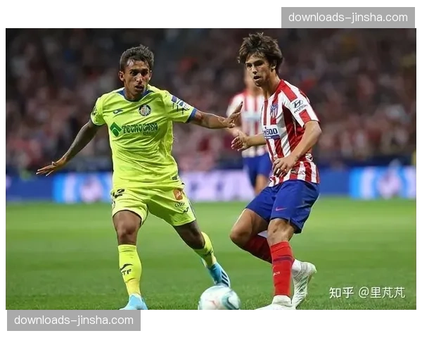 摩纳哥与中场核心优素福·福法纳就续约至2029年达成原则协议 摩纳哥与中场核心优素福·福法纳就续约至2029年达成原则协议